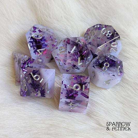Antidote - 7-Piece Sharp Edge Dice Set