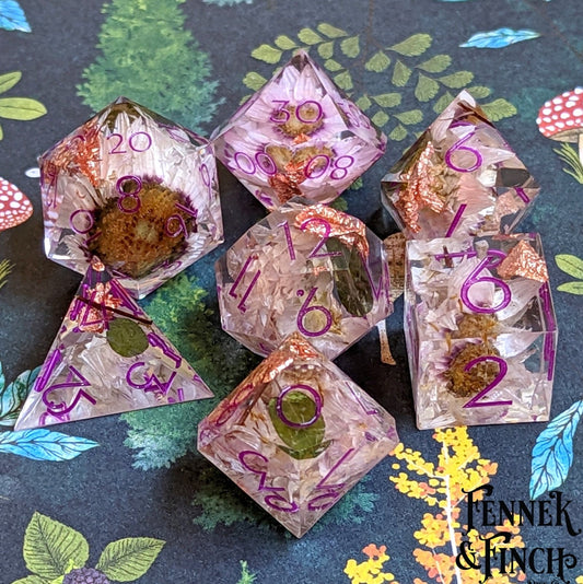 Magenta Ink Daisy - Sharp Edge 7 Dice Set - The Fourth Place