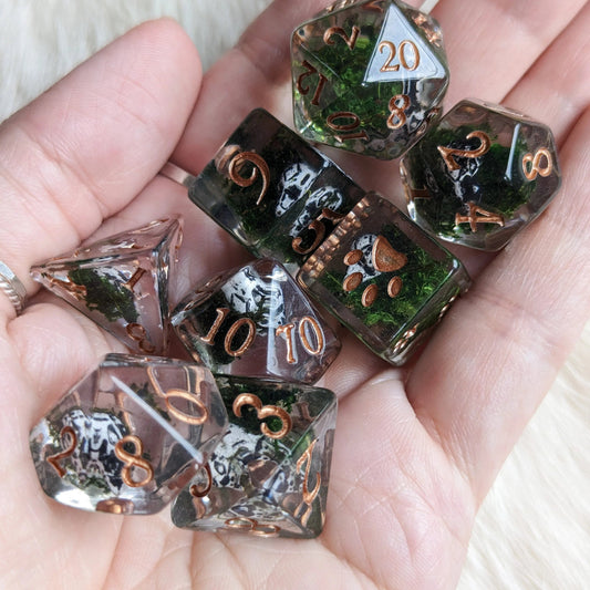 Runed Raven Skull and Moss Dice - 7 Piece Set - The Fourth Place