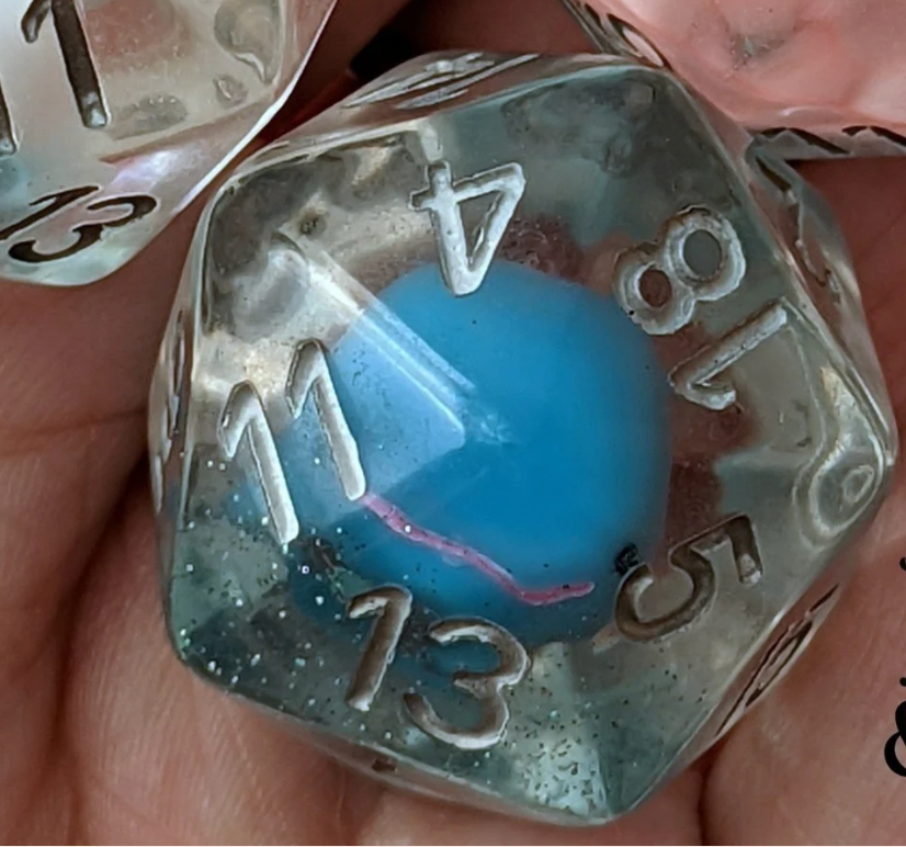 Water Creatures: Whale - Large D20