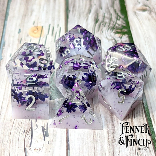 Antidote - 7-Piece Sharp Edge Dice Set
