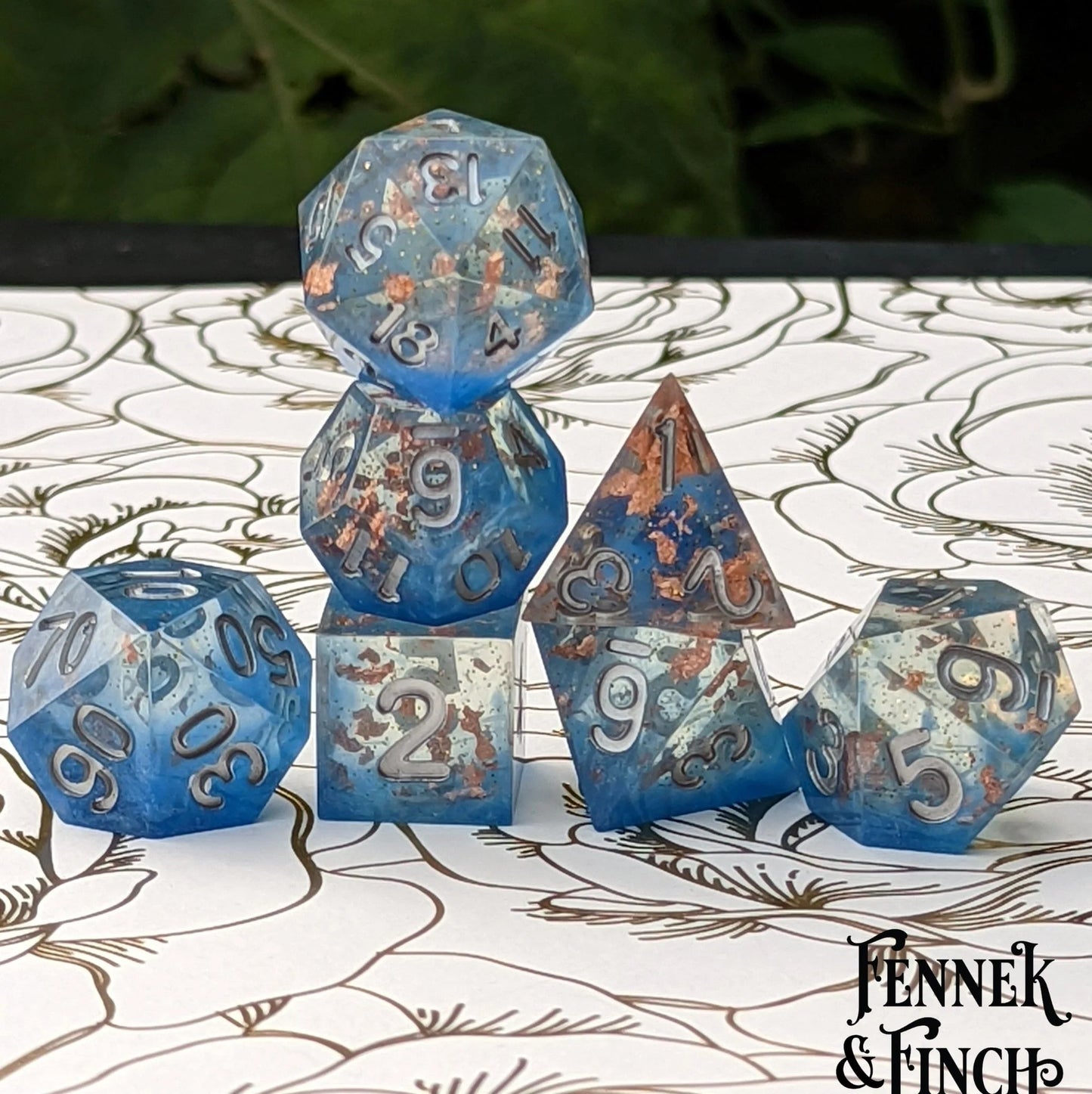 Cloud Palace – 7-Piece Sharp Edge Dice Set