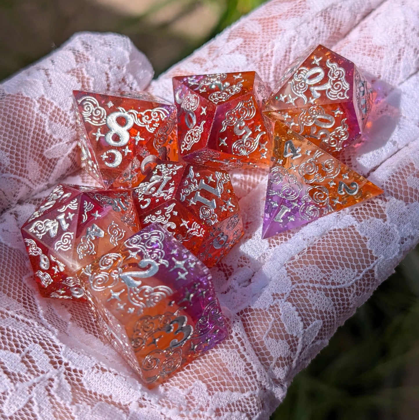 Dreamy Sunset Bloom – 7 - Piece Sharp Edge Dice Set - The Fourth Place