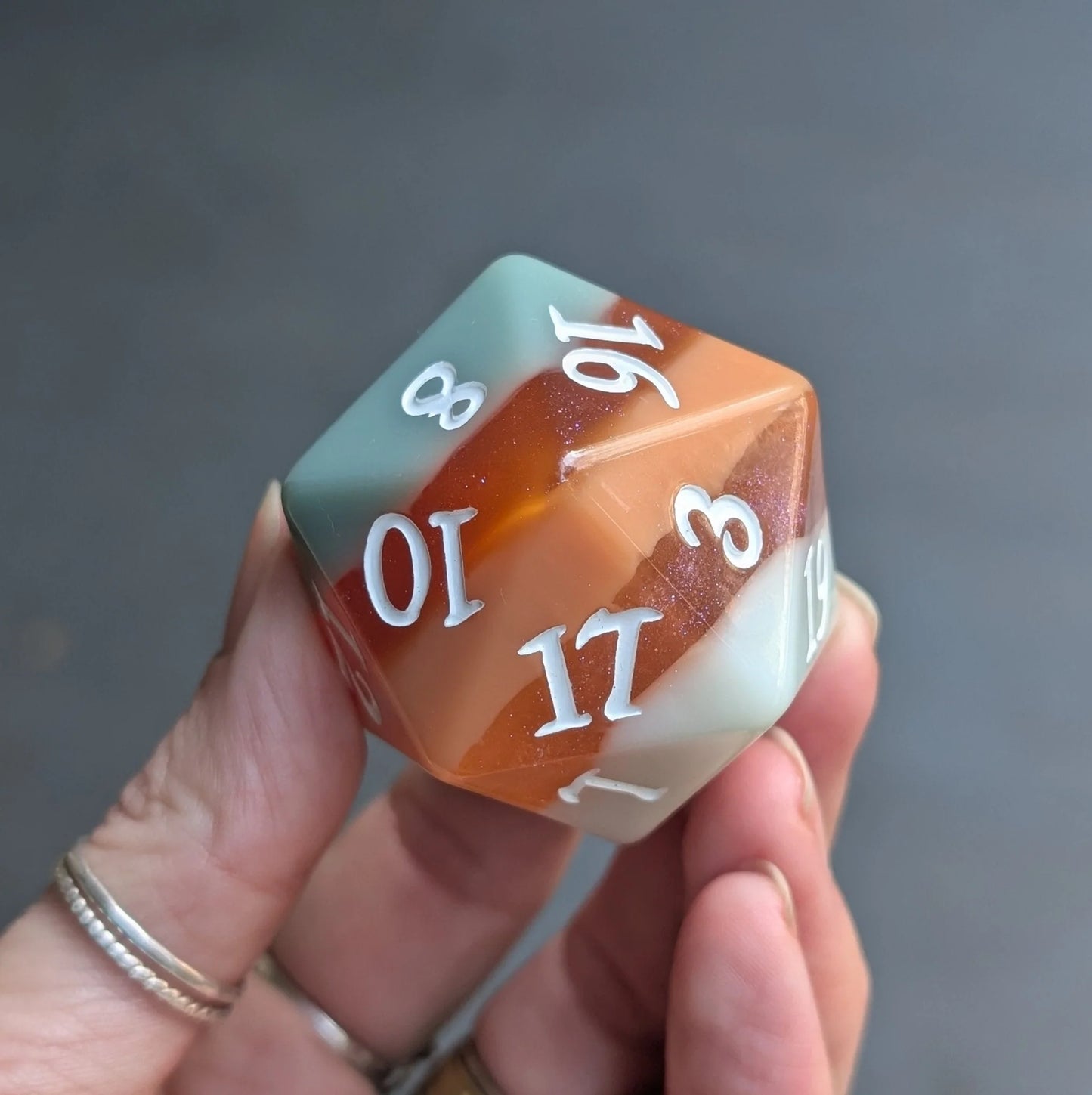 Horizons Large D20