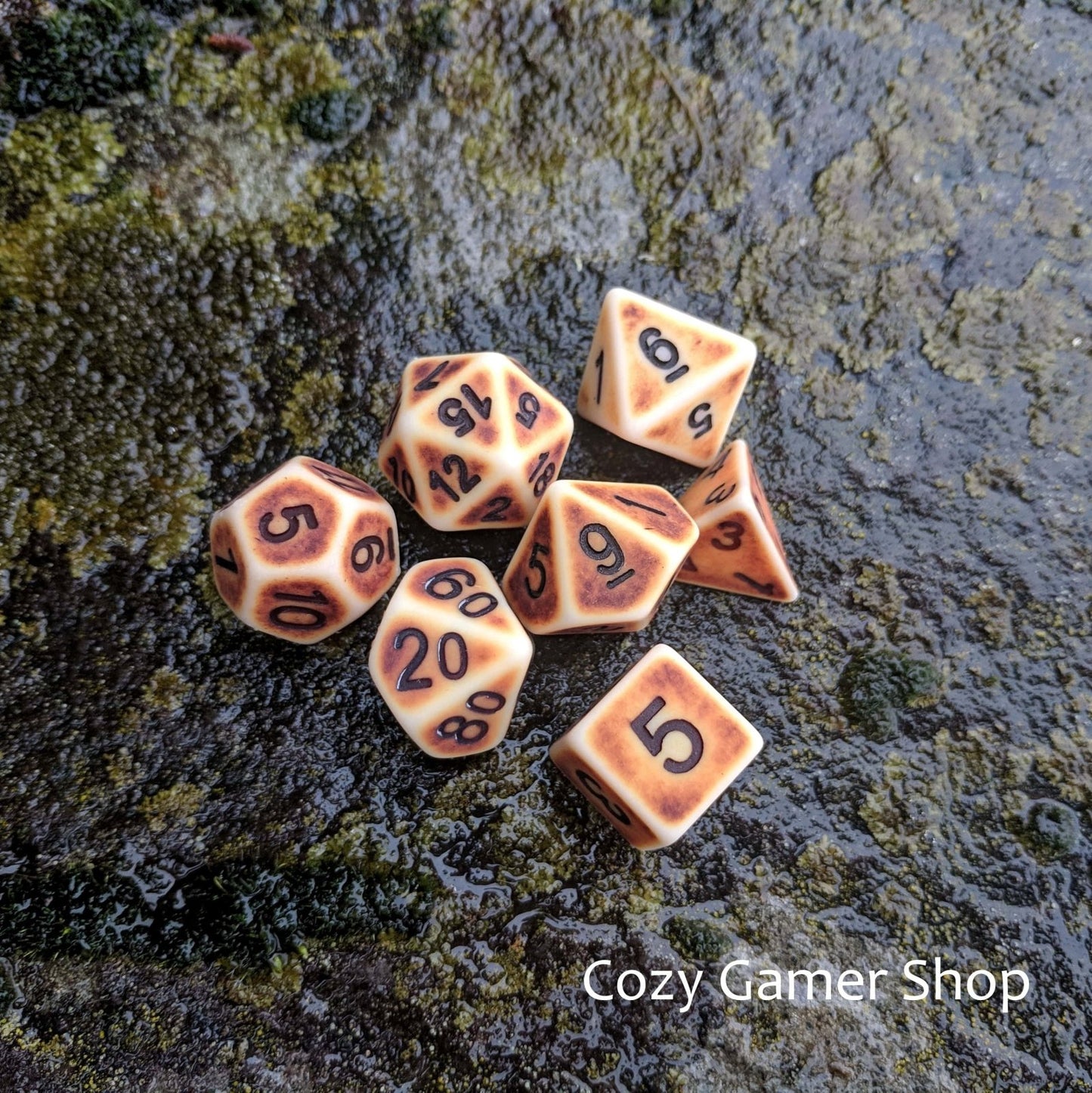 Ancient Bones - 7 Dice Set - The Fourth Place