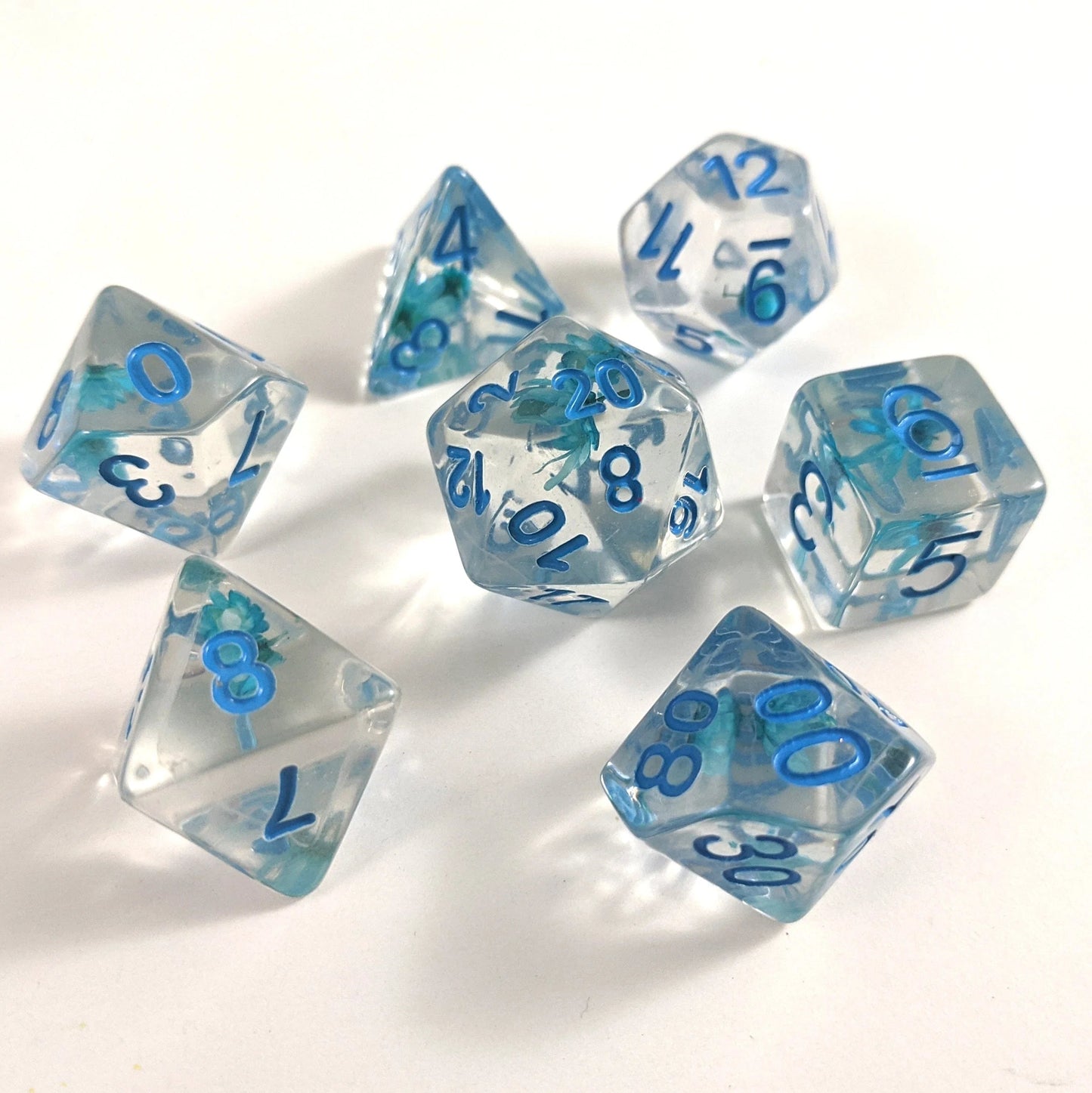 Blue Flowers - 7 Dice Set (Real Dried Flowers) - The Fourth Place