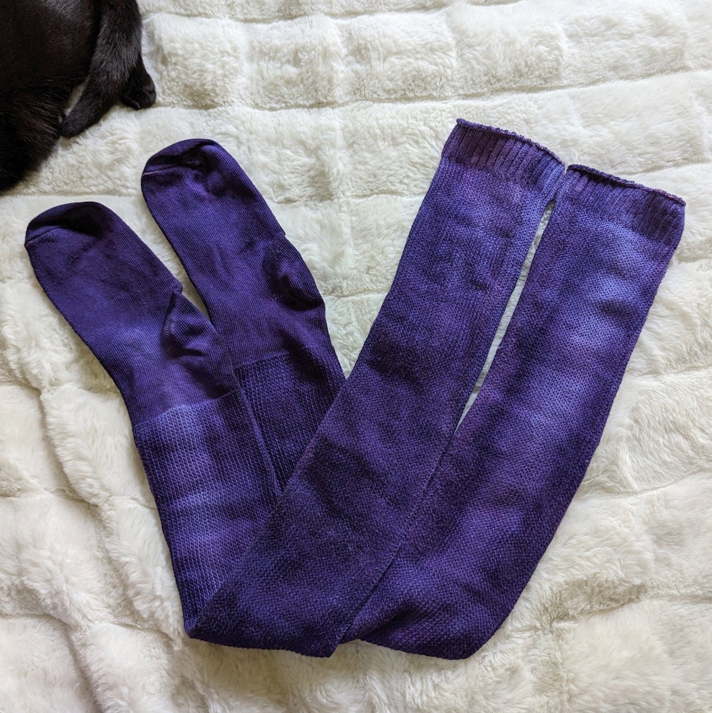 Cozy Socks: Deep Purple - The Fourth Place