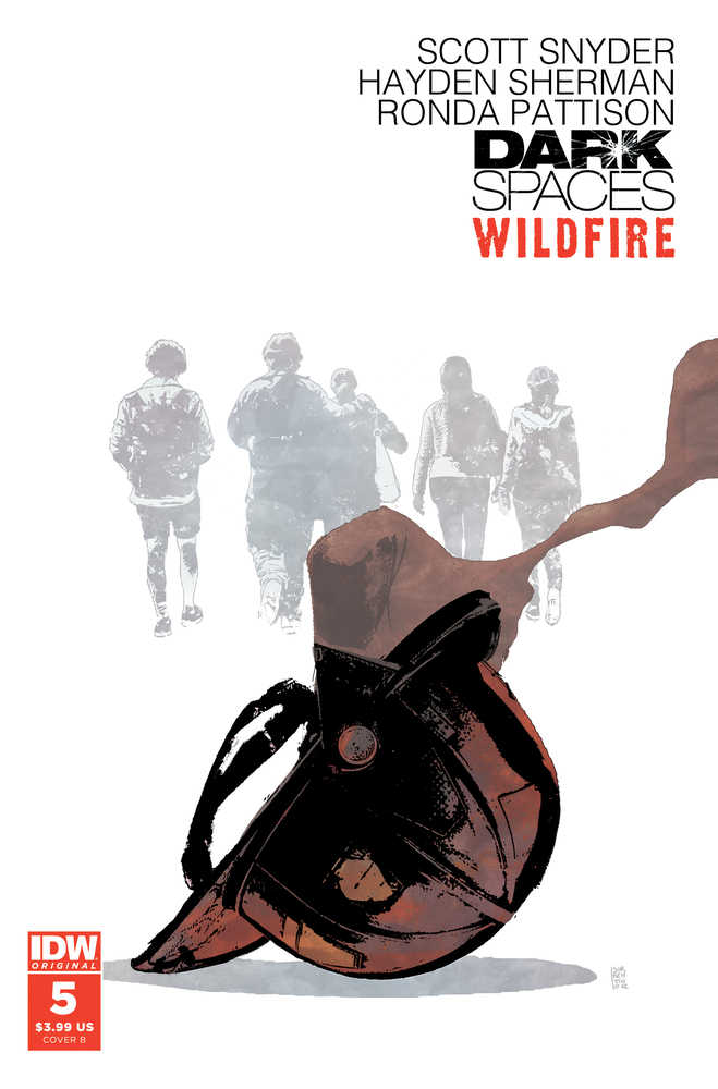 Dark Spaces Wildfire #5 Cover B Sorrentino (Mature) - The Fourth Place