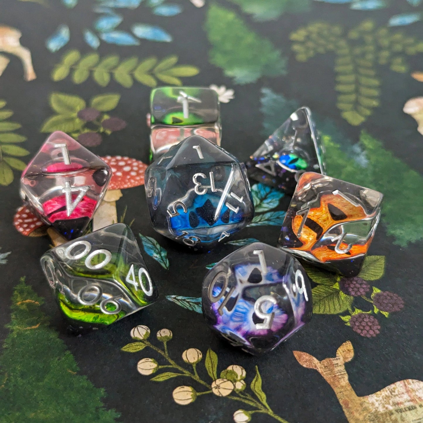 Many Eyes Dice - 7 Piece Set - The Fourth Place