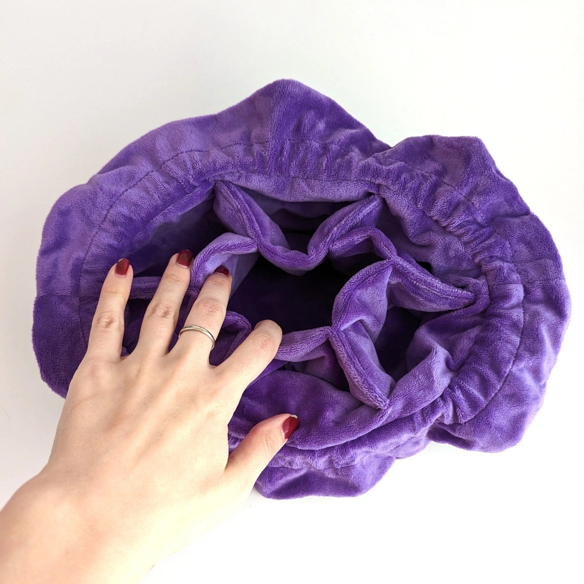 Warlock multi-pocket large dice bag (black/purple) - The Fourth Place